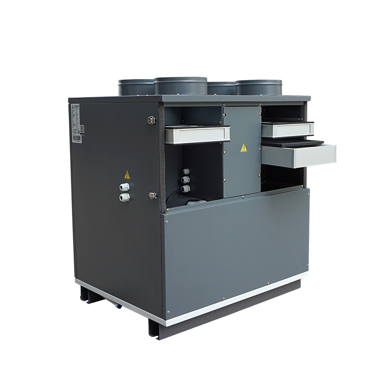 Ventilation system with recovery and heat pump